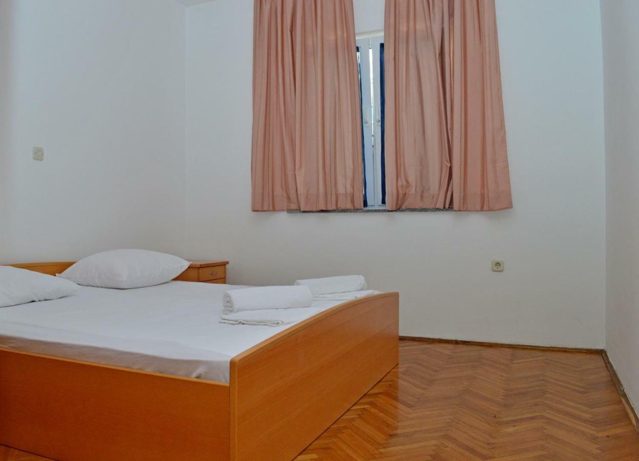 Apartments Macak Новалья Экстерьер фото